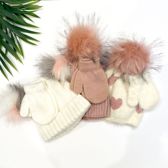 CURLS & PEARLS COUTURE Pom Pom Toddler Winter Hat & Mittens (All 3 Sets) - Picture 1 of 4